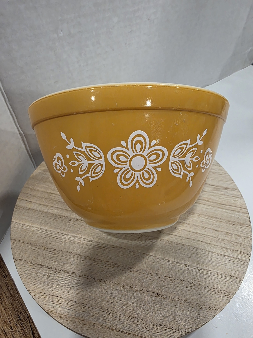 Pyrex Gold Butterfly Mixing Bowl #401